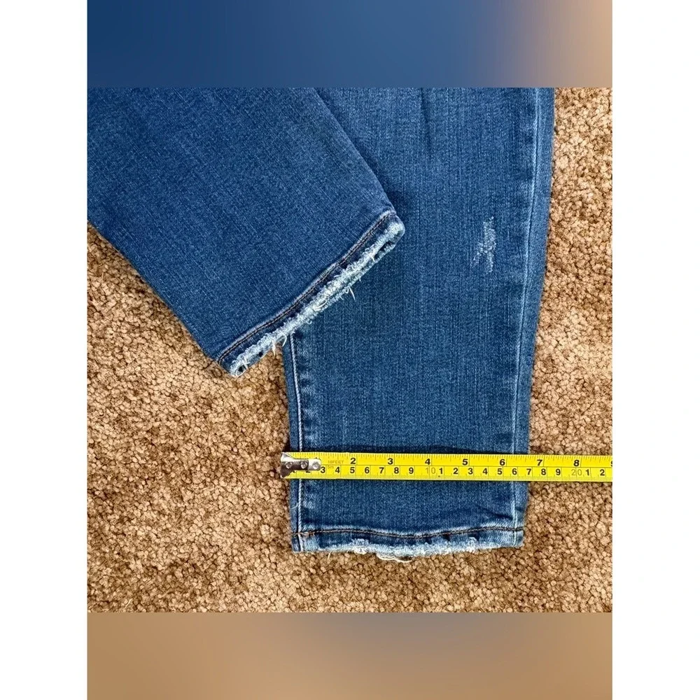 Judy Blue Slim Fit Distressed Skinny Jeans Size 9/29 Medium Wash Stretch‎ Denim